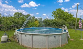 208 Kenneth Dr, Boiling Springs, SC 29316
