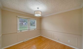 210 11th Ave SW, Altoona, IA 50009