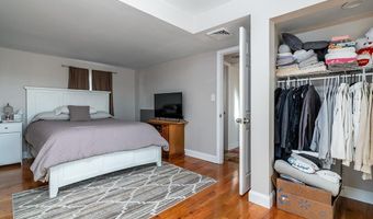 3871 Mendon Rd, Cumberland, RI 02864