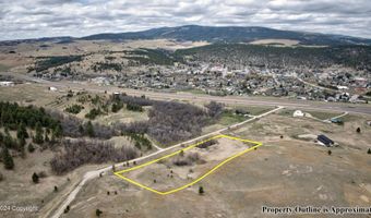 16 Moonlight Ave, Sundance, WY 82729