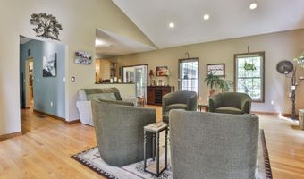 5 Heron Marsh Ln, Brookline, NH 03033