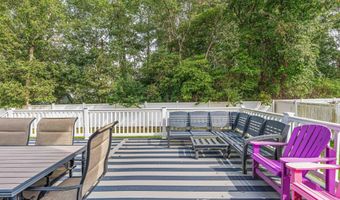 20 Cannonball Dr, Barnegat, NJ 08005