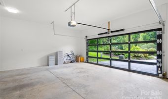 14 Starling Pass, Asheville, NC 28804