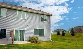 7000 Lake Ridge Ave 4, Des Moines, IA 50320