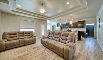 3813 S Sunnyview Ave, Carlsbad, NM 88220