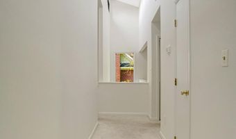 203 W GLENDALE Ave, Alexandria, VA 22301