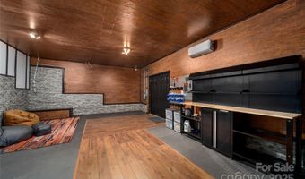 41 Ben Lippen School Rd, Asheville, NC 28806