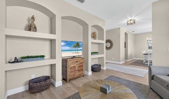 426 SE 22nd St, Cape Coral, FL 33990