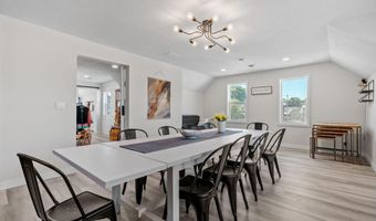 623 E Main St, Anoka, MN 55303