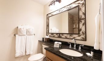 2 Chamonix Dr 103, Alloway, NJ 07462