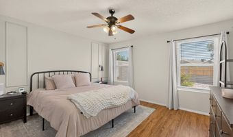 10700 Pinon Park Ct NW, Albuquerque, NM 87114