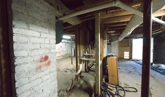 919 S 2nd St, McAlester, OK 74501