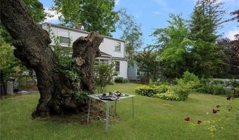 39 Greenfield Ave, North Providence, RI 02911
