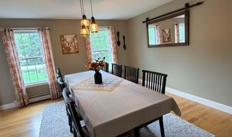 4 Dunnmoore Dr, Bow, NH 03304