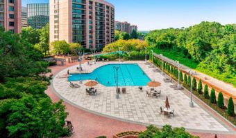 1805 CRYSTAL Dr #913S, Arlington, VA 22202