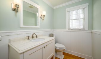 211 Stratford Ave, Beach Haven, NJ 08008