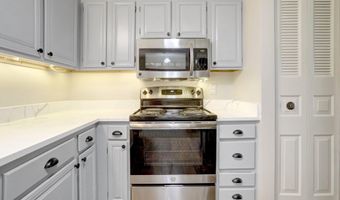 3381 MONARCH Ln, Annandale, VA 22003