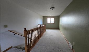 5023 W Lake Mary Dr SW, Alexandria, MN 56308