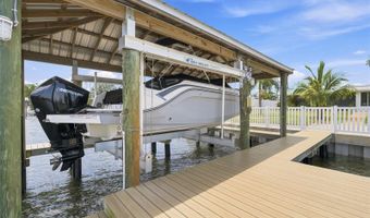 485 FLAMINGO Dr, Apollo Beach, FL 33572