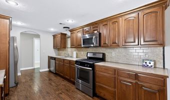 504 E 6th St, Baxter Springs, KS 66713