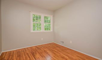 4805 WILLET Dr, Annandale, VA 22003