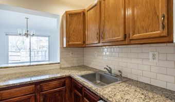 156 WESMOND Dr, Alexandria, VA 22305