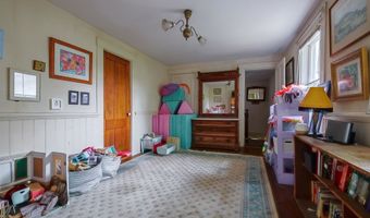 16 Francestown Rd, Bennington, NH 03442