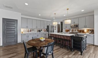 4252 Lauder Rd, Bargersville, IN 46106