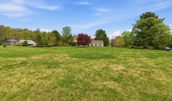 8 Sunshine Dr, Alexandria Twp., NJ 08867