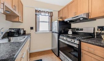235 Garth Rd Unit E5i, Scarsdale, NY 10583