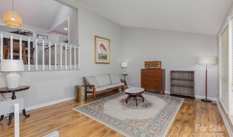 7215 Connan Ln, Charlotte, NC 28226