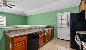 2410 Ridgeway Ln, Barling, AR 72923