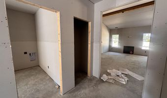 408 Redwater Trl 601, Aberdeen, NC 28315