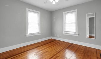33 School St, Ashville, OH 43103