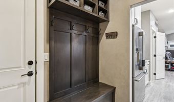 1237 Eagle Creek Blvd SW, Altoona, IA 50009