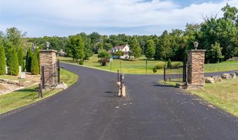 4413 Arrowhead Ridge Ln, Augusta, MO 63332
