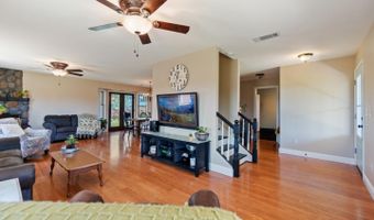 17962 Coyote Ln, Anderson, CA 96007
