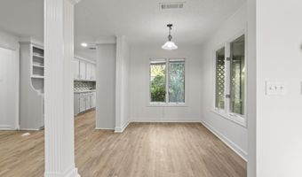 100 Redbud Ct, Brandon, MS 39047