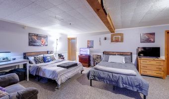 625 N 9th St, Arkansas City, KS 67005