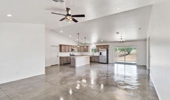1468 W Scarlet Blossom Trl, Benson, AZ 85602