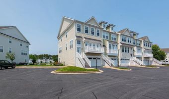 10900 HOLYSTONE Ln 301, Berlin, MD 21811