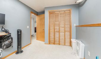 523 Kyle Ave, Baltic, SD 57003