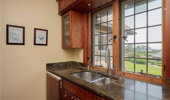 57 Ledge Rd 2, Newport, RI 02840