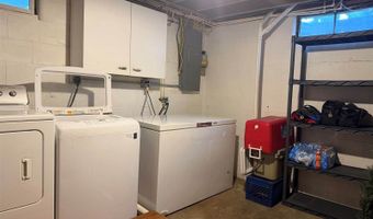 411 N 8th St, Akron, IA 51001