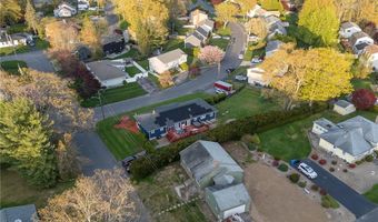 62 Canonchet Trl, Cranston, RI 02921