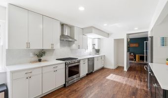 1594 Huntcrest Dr, Anderson Twp., OH 45255