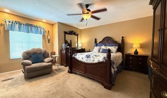 577 Briarwood Ln, Bedford, IN 47421