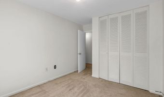 10643 WEYMOUTH St 103, Bethesda, MD 20814