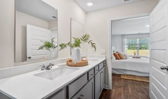103 Red Admiral Ln, Savannah, GA 31419