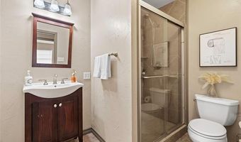 1604 9th Ave NW, Ardmore, OK 73401
